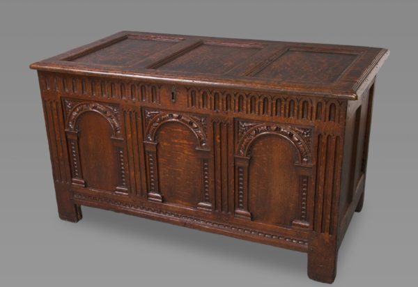 Exceptional Elizabeth I Carved Oak Coffer