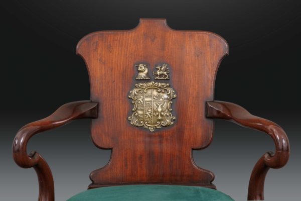 4EB4C5F0-86D9-4D35-B86A Very Fine Set of Four Mahogany Armchairs with Inset Bronze Armorial Plaques
