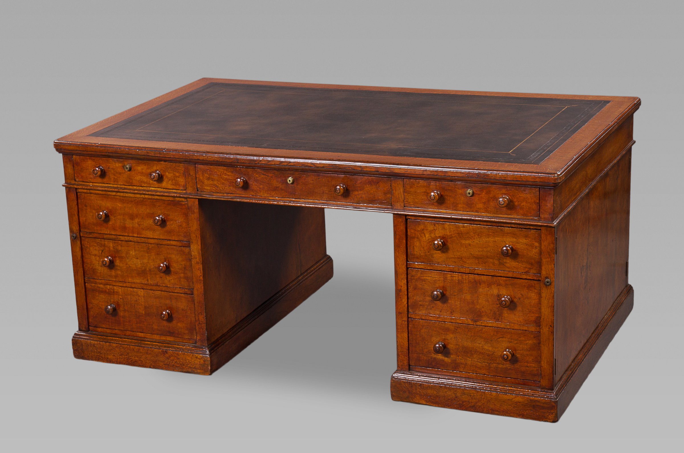 Fine Mid 19th Century Figured Oak Partners Desk By Holland And